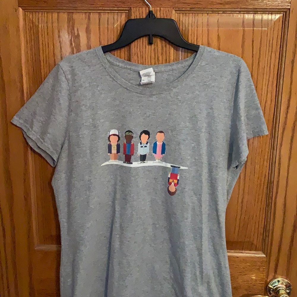 women’s stranger things t-shirt